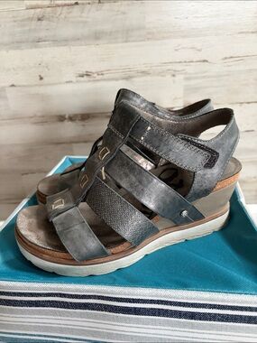 OTBT Grey Strappy Leather Wedge Sandals